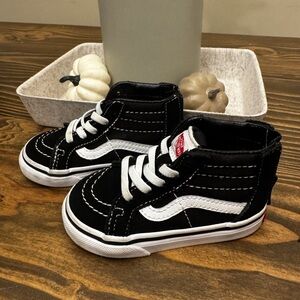 EUC Toddler High-Top Black Vans sz 6T